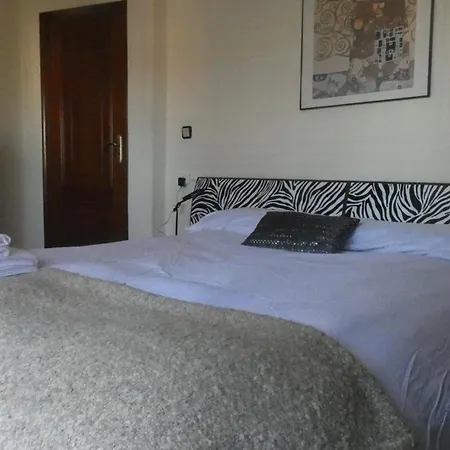 Atico Con Terraza En El Corazon De * Βίγκο