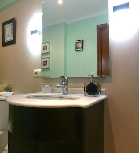 Atico Con Terraza En El Corazon De